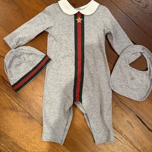 Gucci onesie with hat and bib